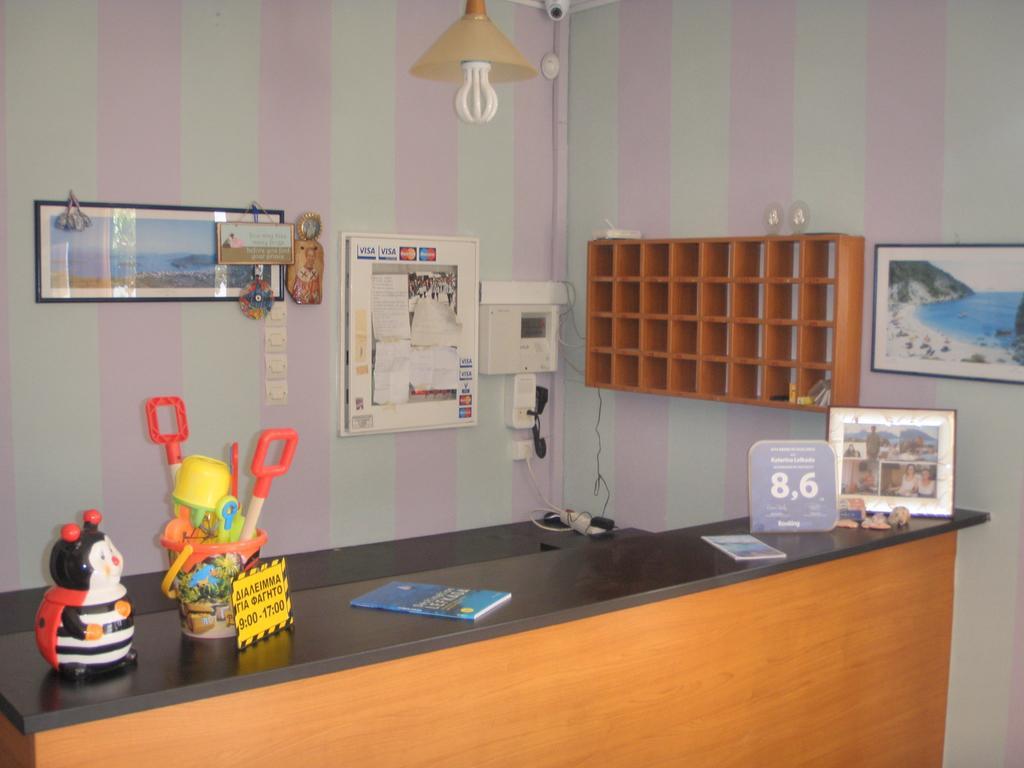 Katerina Lefkada Aparthotel Vasilikí Exteriör bild